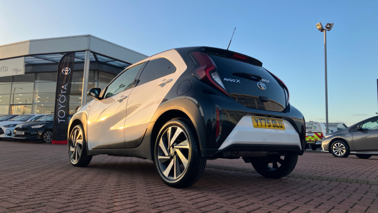 Toyota Aygo X 1.0 VVT-i Edge 5dr Petrol Hatchback